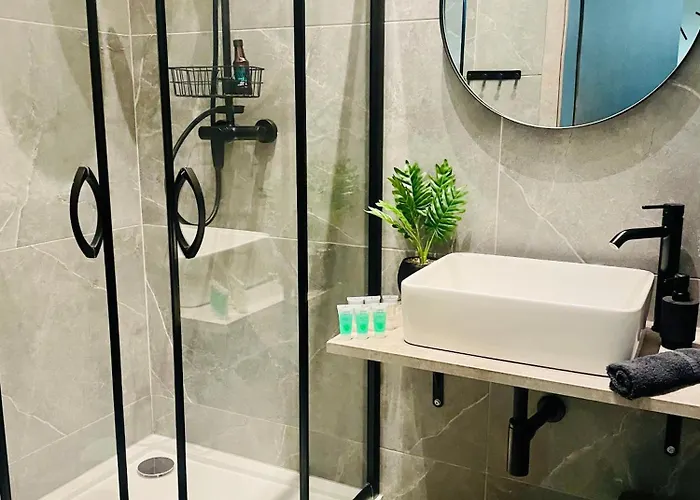 Morynapartments Pensión *